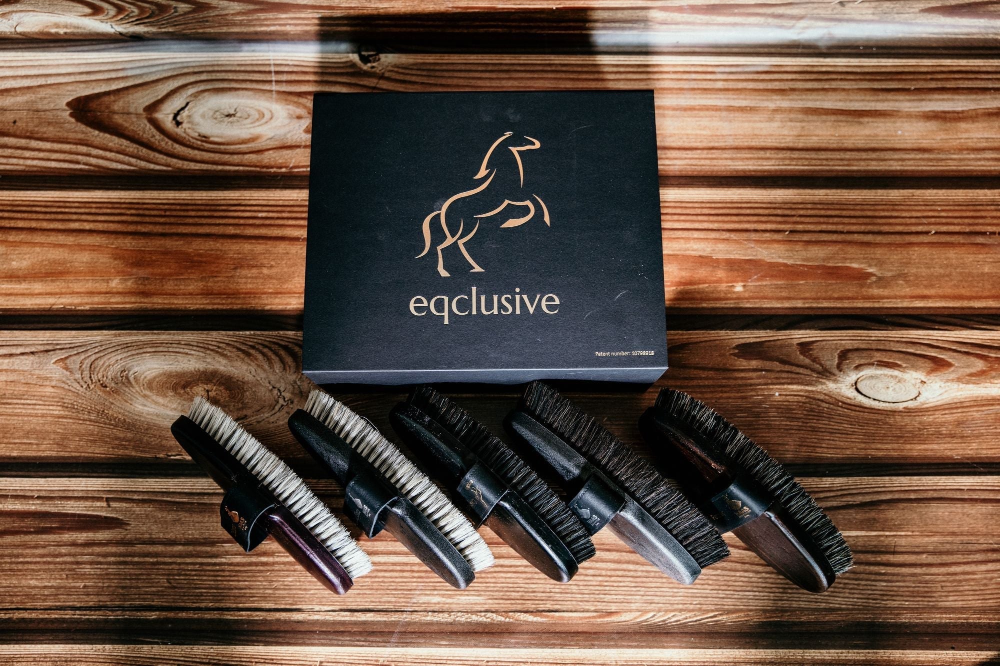 EQCLUSIVE
